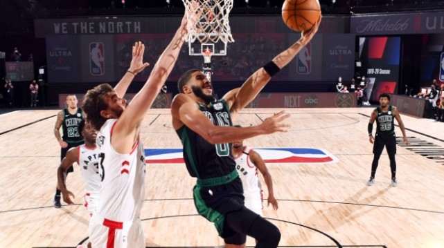 关于塔图姆刷新里程碑，多特蒙德季后赛力克广州队，晋级概率达90％的信息